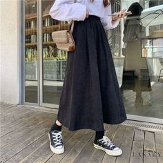 Lasaky - High-Waisted Midi Skirt in Elegant Design Long Skirt Fashion, Long Skirt Outfits, Pleated Long Skirt, Skirts Midi High Waisted, 가을 패션, Pleated Midi Skirt, Casual Style Outfits, Black Skirt, Modest Outfits