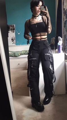 Easy Concert Outfit Ideas, Moda Grunge, Look Grunge, Concert Fit, Alt Outfits, Punk Outfits, Alt Fashion, Swaggy Outfits