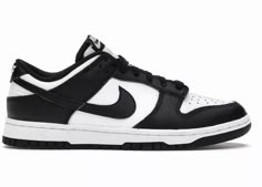 Most Popular Shoes, Sneaker Nike, Sneaker Trend, Dr Shoes, Baskets Nike, Popular Shoes, Onitsuka Tiger, Nike Fashion, Nike Dunk Low