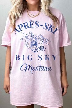 APRES SKI BIG SKY MONTANA OVERSIZED GRAPHIC TEEPREMIUM COTTONOVERSIZED FIT Pink Winter T-shirt For Loungewear, Casual Skiing Tops, Pink Short Sleeve Winter Tops, Pink Short Sleeve Tops For Winter, Casual Graphic Print Top For Skiing, Pink Graphic Print T-shirt For Winter, Crew Neck Tops For Ski Season, Winter Pink Graphic Print T-shirt, Big Sky Montana