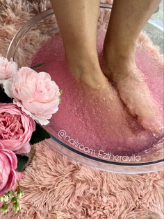 Jelly Spa Pedicure Fotos, Gelish Pie, Jelly Pedi Spa, Jelly Spa, Get Rid Of Tan, Massage Art, Nail Shape Chart, Esthetician Inspiration, Beauty Academy