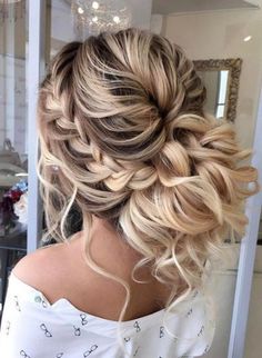 Wedding Hairstyle Inspiration - Elstile Bridal Updos, Half Bun, Wedding Braids, Brunette Balayage, Long Hairstyle, Trendy Hairstyle, Bun Hairstyle, Easy Hairstyle, Wedding Hair Inspiration