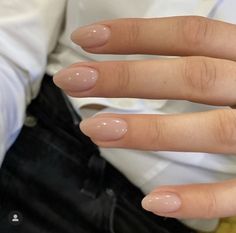 Light French Tip Nails, Nails March 2024, Neutral Almond Nails Classy, Nagellack Trends, Her Nails