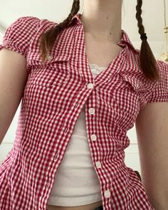 Gingham Shirt Outfit, Red Gingham Shirt, Fits Clothes, Casual Day Outfits, Gingham Tops, Gingham Shirt