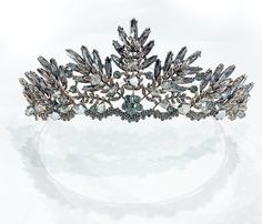 5 Regal Bridal Crowns Crystal Crown Tiaras Wedding, Silver Wedding Crown With Rhinestones, Silver Rhinestone Wedding Crown, Silver Rhinestone Crown Headpiece, Glamorous Crown-shaped Rhinestone Jewelry