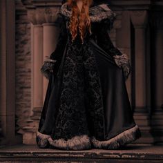 Sansa Aesthetic, Fantasy Gowns Warriors, Dark Royalty Aesthetic, Magic Academy, Queen Aesthetic, Royalty Aesthetic, Fantasy Magic