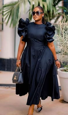 Dresses For Women Classy, Make A Dress, Modest Dresses Fashion, African Fabric Dress, Classy Gowns, Chic Dress Classy, African Print Dress Ankara, Black Dresses Classy, Best African Dresses