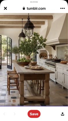 the kitchen is clean and ready to be used as an appliance for sale