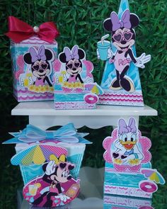 minnie mouse birthday party favors and decorations