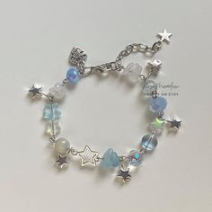 Dreamscape Quartz Bracelet Mother of Pearl Bracelet - Etsy Indonesia White Cornflower, Blue Beads Bracelet, Czech Glass Bead Bracelet, Blue Bracelets, Mother Of Pearl Bracelet, Blue Jewellery, Pretty Jewelry Necklaces, Glass Bead Bracelet, Blue Beaded Bracelets