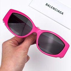 Balenciaga Bb0258s 004 Sunglasses Pink Fuchsia Grey Oval Women Brand: Balenciaga Model: Bb0258s Color Code: 004 Gender: Women Year: 2023 Frame Colour: Pink Fuchsia Frame Shape: Oval Frame Style: Full Rim Frame Material: Recycled Acetate Lens Material: Cr39 Lens Color: Grey Lens Protection: Category 3 Size: 58x18x145 100% Uv Protection Made In Italy. Full Retail Package With All Accessories: Case, Cloth And All Paperwork. 100% Authentic! Chic Pink Cat Eye Sunglasses With Uva Protection, Chic Pink Cat Eye Sunglasses With Tinted Lenses, Pink Cat Eye Sunglasses With Uv Protection, Chic Pink Cat Eye Sunglasses With Mirrored Lenses, Pink Cat Eye Sunglasses With Gradient Lenses For Party, Chic Pink Sunglasses With Uva Protection, Elegant Pink Cat Eye Sunglasses With Uv Protection, Modern Pink Sunglasses For Party, Pink Cat Eye Sunglasses With Uva Protection For Party