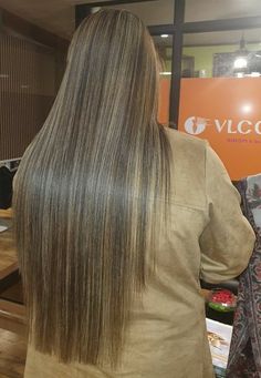 Hair Striking Colours, Keratin At Home, Brown Hair Highlights, Mehndi Hairstyles, Frosted Tips, Hair Keratin, Mehndi Designs Fingers, Quotes On Marriage