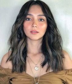 Hair Color for Morena Skin Morena Hair Color Ideas Filipina, Balayage For Morena Skin, Morena Skin Hair Color, Kathrine Bernardo, Hair Color For Morena Skin Filipina, Katheryn Bernardo, Kathryn Bernardo Hairstyle, Kathryn Bernardo Photoshoot, Hair Color For Morena Skin