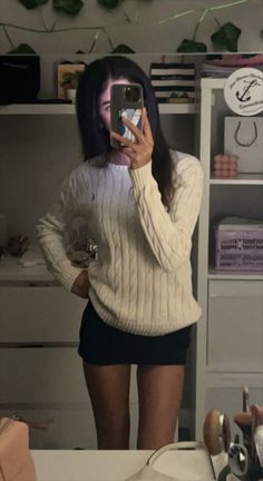 Cute Winter Outfit, How To Have Style, Skirt Outfit, White Sweater