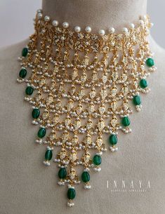 Kundan Jewellery Choker, Choker Indian Jewellery, Pearl Indian Jewellery, Gold Choker Set, Wedding Jewellery Designs, Choker Jewellery, Indian Wedding Jewelry Sets