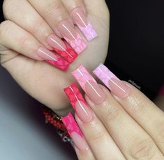 Pink To Red Nails, Red To Pink Nails, Valentines Nails Medium Length, Valentines Nails Baddie, Pink Hearts Nails, Carpet Ideas 2023, Facebook Ads Campaign, Vday Nails, Carpet Ideas