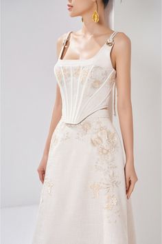 Luxury Sleeveless Corset, Elegant Corset With Adjustable Straps For Party, Elegant Party Corset With Adjustable Straps, Elegant Corset Dress With Fitted Bodice And Straps, Elegant Sleeveless Corset With Lined Bodice, Fitted Corset Dress With Adjustable Straps For Wedding, Elegant Underbust Corset Belt With Straps, Fitted Wedding Corset Dress With Adjustable Straps, Elegant Corset Dress With Fitted Bodice And Adjustable Straps