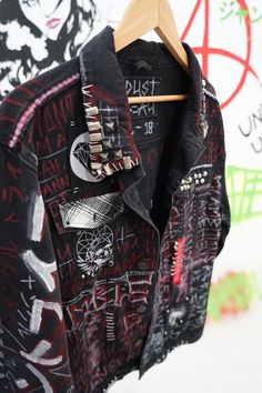 Punk Astetic, Boxy Denim Jacket, Acid Wash Denim Jacket, Crust Punk, Tupac Shakur, Neon Rainbow, Rainbow Tie