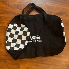 Checkered Sides Detachable, Adjustable Straps Lined Inside White Vans Bags, Casual Vans Bag With Adjustable Strap, Vans Casual Bag With Adjustable Strap, Vans Rectangular Bag For Everyday, Vans Rectangular Bag For Daily Use, Trendy Vans Travel Bag, Vans Casual Bags For Daily Use, Black Vans Travel Bag, Casual Vans Bags For Daily Use