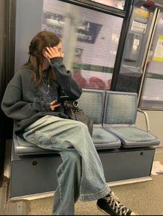 Downtown Girl Aesthetic, Downtown Outfits, Neue Outfits, Foto Poses, Looks Street Style, Fall Fits, Girl Fits, 가을 패션