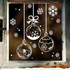 Jetzt neuWiederverwendbare FensteraufkleberXL Weihnachtskugeln mit SchneeflockenSuper geeignet für Schaufenster FarbeMotiv weitransparente Hintergrundfolie Größentabelle (wenn aufgeklebt wie abgebildetgrFlocke 11 cm x 9 cm klFlocke 3 cm x 4 cm Kugeln ca15 cm x 36 cm Punkte ca1 cm ProdukthinweiseFensteraufkleber aus langlebiger PVC-Qualitätsfolie (ohne SchadstoffeHochwertiger Siebdruck und leuchtstarkes WeiBeste Sichtbarkeit von beiden SeitenGeeignet für FensterSpiegelFliesen und Oberflächen aus Tableware Ideas, Rugs Ideas, Christmas Window Display, Curtains Ideas, Winter Window