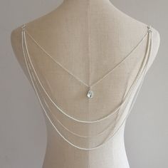 Gold Backdrop Necklace, Drop Back Necklace, Back Chains Jewelry, Back Chain Necklace, Back Jewelry Wedding, Back Necklace Wedding, Body Chain Fashion, Pearl Backdrop, Backdrop Necklace Wedding