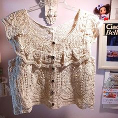 Stunning Crochet Top With Detailed Design, Size L, Pt To Pt 21"20.5"L, Button Down, Scoup Neck, Nwot. It's A Beauty! Looks Handmade! Pink Crochet Top, H&m Blouse, Crochet Buttons, Pink Crochet, Lace Button, Detailed Design, Crochet Tops, Woven Top, Lace Tank Top