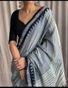 Khadi Saree Styling, Daily Saree Wear, Sarees For Interview, Begampuri Cotton Saree, Cotton Saree Aesthetic, Cotton Saree Outfit, Pure Cotton Sarees With Price, Formal Saree Blouse, Cotton Saree Look Modern