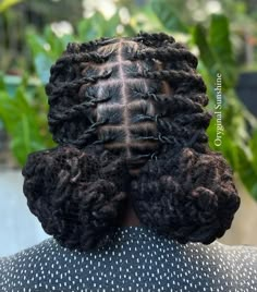 Fem Loc Styles, Back To School Loc Styles, Loc Styles Curls, Loc Barrel Twist, Retwist Hairstyles, Loc Parting, Twist Loc Styles, Hairstyles Faux Locs