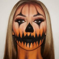 Pumpkin Make Up Halloween, Pumpkin Face Makeup Men, Pumpkin Face Paint Women, Work Halloween Makeup, Full Face Halloween Makeup, Pumpkin Makeup Easy, Scary Pumpkin Costume, Halloween Pumpkin Costume, Orange And Black Makeup