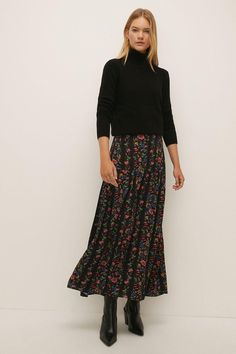 Stripe Floral Printed Midi Skirt Boho Skirt With Boots, Jumper And Long Skirt Outfit, How To Style A Midi Skirt, Skirt And Ankle Boots Outfit, Midi Dress With Ankle Boots, Chunky Ankle Boots Outfit, Midi Skirt With Boots, Winter Scotland, Midi A Line Skirt