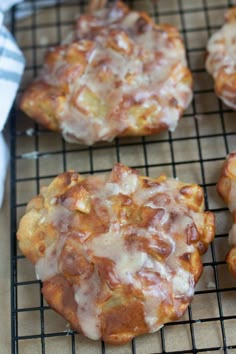 some food that is sitting on a cooling rack