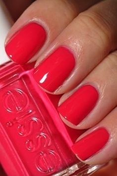 Chrome Design, Polished Nails, Nails 2018, Ombre Nail, Nail Colours, Pink Nail, Essie Nail, Pedicures