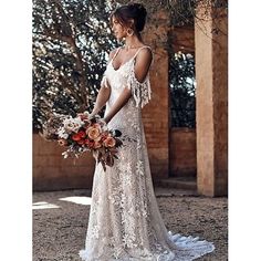 Silhouette:Ball Gown,Mermaid / Trumpet,A-Line; Hemline / Train:Court Train; Closure:Zipper UP; Fully Lined:Yes; Built-In Bra:Yes; Wedding Events:Church,Hall,Garden / Outdoor,Reception,Bridal Shower; Embellishment:Pattern,Solid Color,Pocket,Tassel,Ruched,Draping,Pleats; Fabric:Lace,Satin; Sleeve Length:Regular Straps; Boning:Yes; Style:Open Back,Royal Style,Simple,Vintage; Waistline:Natural; Neckline:Off Shoulder,V Neck; Front page:Wedding Dresses; Listing Date:04/03/2024; Fabric Components:Polye Gaun Tulle, Satin Bridal Gowns, Garden Wedding Dresses, Backless Evening Dress, Rustic Wedding Dresses, Grace Loves Lace, White Dress Party, Boho Lace, Lace Evening Dresses