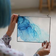 Empty Picture Frames, Alcohol Ink Glass, Glass Art Techniques, Painting On Glass, Glass Painting Designs, Alcohol Ink Crafts, Ink Crafts, Stained Glass Diy