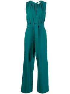 Verde petróleo, gola franzida, gola redonda, modelagem sem mangas, cinto e modelagem ampla. Teal Jumpsuit, Cat Jumpsuit, Belted Jumpsuit, Gathered Neckline, Belt Jumpsuit, Designer Jumpsuits, Green Jumpsuit, Teal Green, A R