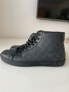 Men’s Gucci GG high print logo trainers | Vinted Consumer Protection, Kids House, Pet Care, Photographer