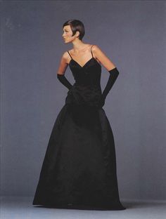 Patricia Hartmann, Magazine 2000s, Bazaar Magazine, 90s Supermodels, Mario Testino, 90's Fashion, 1990s Fashion, Princess Caroline, 1990's Fashion