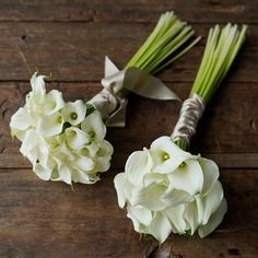 White Mini Calla Bouquet Calla Bouquet, Calla Lily Centerpieces, Lily Centerpieces, Mini Calla Lilies, Calla Lily Bouquet, Lily Bouquet, Small Bouquet