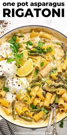 one pot asparagus rigatoni with lemon and parsley