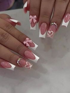 Latina Nail Ideas, Bow French Tip Nails, Uñas Coquette, Bow Nail Designs, December Nails, Nagel Tips