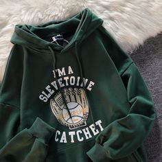 Hoodies Baseball Gloves, Prom Dresses Boho, Oversized Fashion, Loose Hoodie, Hoodie Brands, Hoodie Green, Street Trends, Baseball Glove, Prom Dresses Long With Sleeves