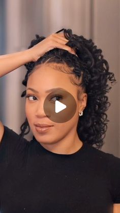 Styling Boho Bob Braids, Curly Black Hair Hairstyles, Best Crochet Hairstyles, Plat And Twist Natural Hair, Passion Twist Boho Style, Crochet Braid Styles Ponytail, Jamaican Curly Crochet Hair, Easy Crochet Braids Hairstyles, Crochet Hair Updo Styles