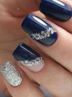 Ombre Nail Design, Navy Blue Nails, Winter Nails Acrylic, Smink Inspiration, Makijaż Smokey Eye, White Nail, Nail Styles, Winter Nail Designs, Gradient Nails