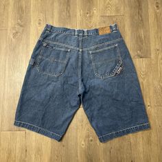 Y2K Baggy Karl Kani Blue Denim Jorts Shorts Size 38

12 leg opening
14 inseam
13.5 rise
19 waist 

#baggy #skate #jorts #shorts #kani Denim Jorts, Karl Kani, Y2k Baggy, Mens Bottom, Men's Shorts, Mens Shorts, Blue Denim, Mens Accessories, Outfit Accessories