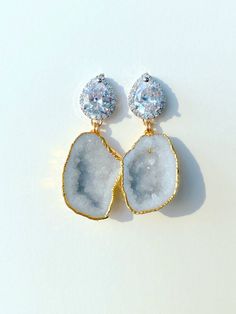 a64757_c36033c621554a8f82bfeb5372df4821~mv2.jpg Druzy And Shell Earrings, Fairytale Wedding Theme, Gold Wedding Earrings, Geode Wedding, Gold Earrings Wedding, Get Engaged, Crystal Geode, Druzy Earrings, Druzy Quartz