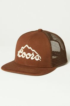 COORS TRUCKER HAT | Lucky Brand Country Trucker Hats, Kimes Hats, Cute Trucker Hats, Cute Outfits With Hats, Trendy Trucker Hats, Cute Trucker Hat, Country Accessories, Casual Country Outfits, Country Hats