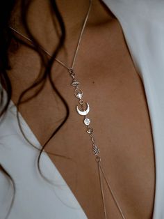 Neck Pieces Jewelry, Jewelry Lookbook, Fancy Jewelry, Fashion Jewelry Earrings, Body Chain Jewelry, Body Jewellery