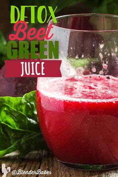 Detox Beet Green juice recipe by @BlenderBabes Low Calorie High Fiber, Beetroot Juice Recipe, Red Juice Recipe, Benefits Of Juicing