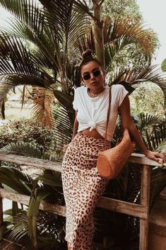 Pretty Fashion, Jewelry Clothing, Leopard Print Skirt, Shirt Refashion, Street Style Trends, Women Outfits, Hippie Outfits, Trend Fashion